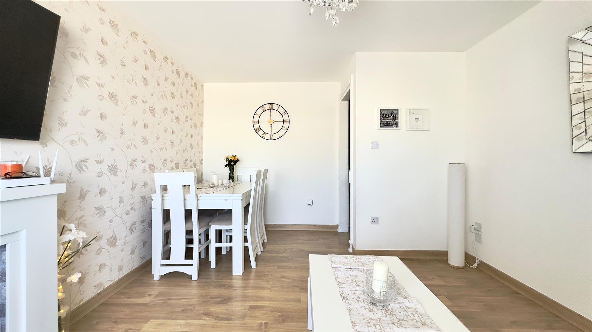 Image of Apartment - 3 Bedrooms - 1 Bathrooms for Sale in Sir William Jackson Grove-Gibraltar, Image 5